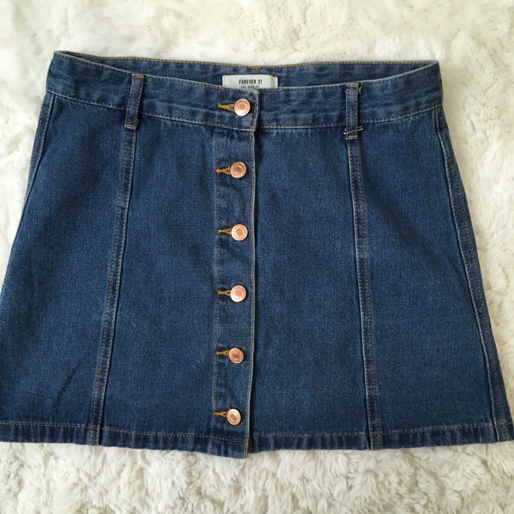 SUPER CUTE DENIM FOREVER 21 SKIRT